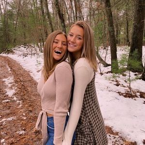 Meet your Posher, Abbey